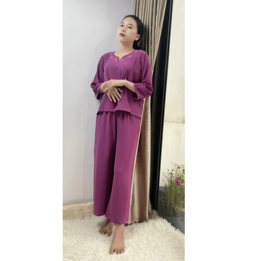 Bộ đũi nhăn trung tuổi thu đông nữ VARIO, cổ cách điệu thêu hoa, tay lỡ quần dài VB22-08 - Ảnh 4