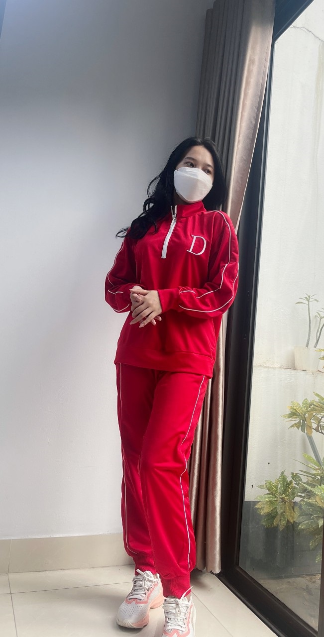 Bộ thể thao nữ VARIO phong cách trẻ trung in chữ D phong cách Hàn Quốc VB22-06 - Ảnh 2