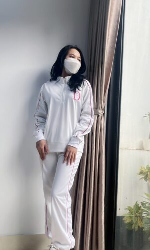 Bộ thể thao nữ VARIO phong cách trẻ trung in chữ D phong cách Hàn Quốc VB22-06