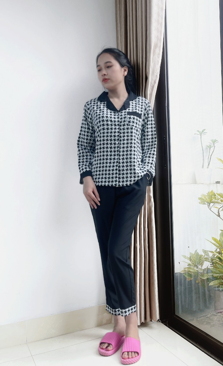 Bộ Pyjama lụa mặc nhà in 3D áo dài quần dài phối viền VB23-03 - Ảnh 5