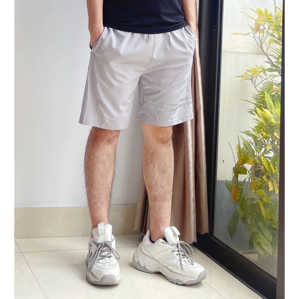 Quần đùi nam thể thao KARIO vải gió co giãn tiện dụng in logo KD30 - Ảnh 3